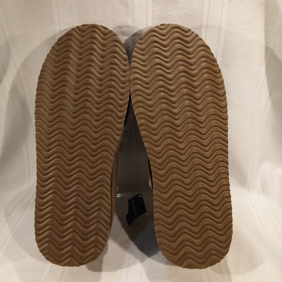 American Eagle NWT Tan Faux Suede Fleece Lined Platform Slippers Size 8 - Picture 5 of 8